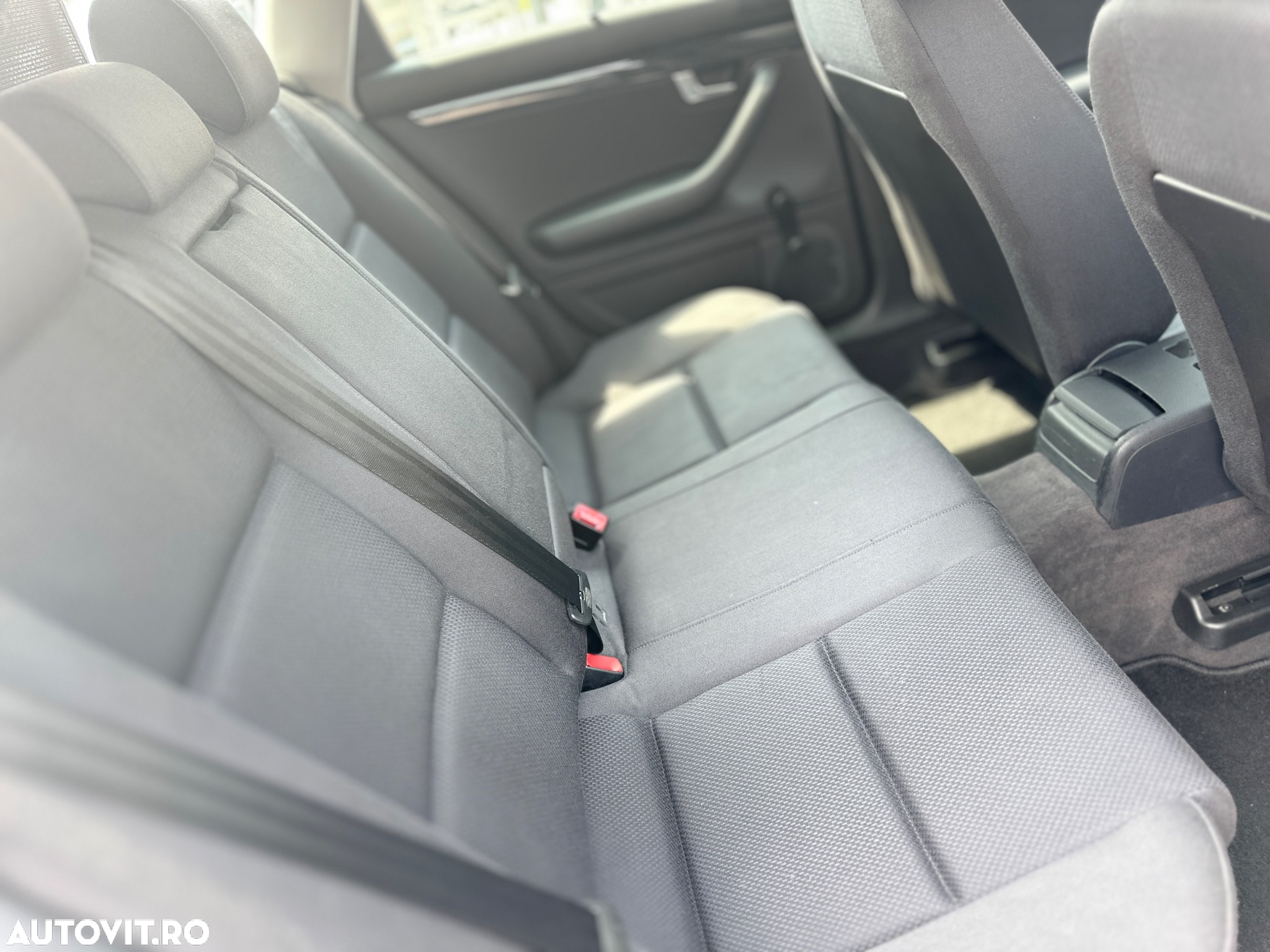 Audi A4 1.9 TDI Avant - 7