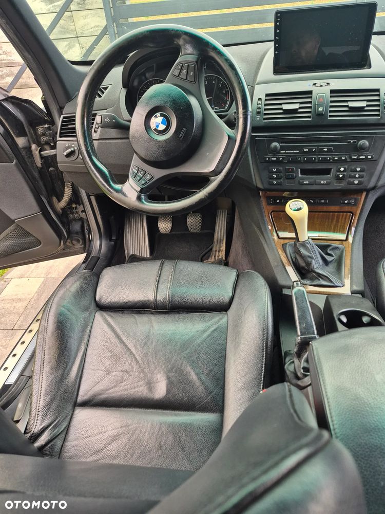 BMW X3 2.5i - 22