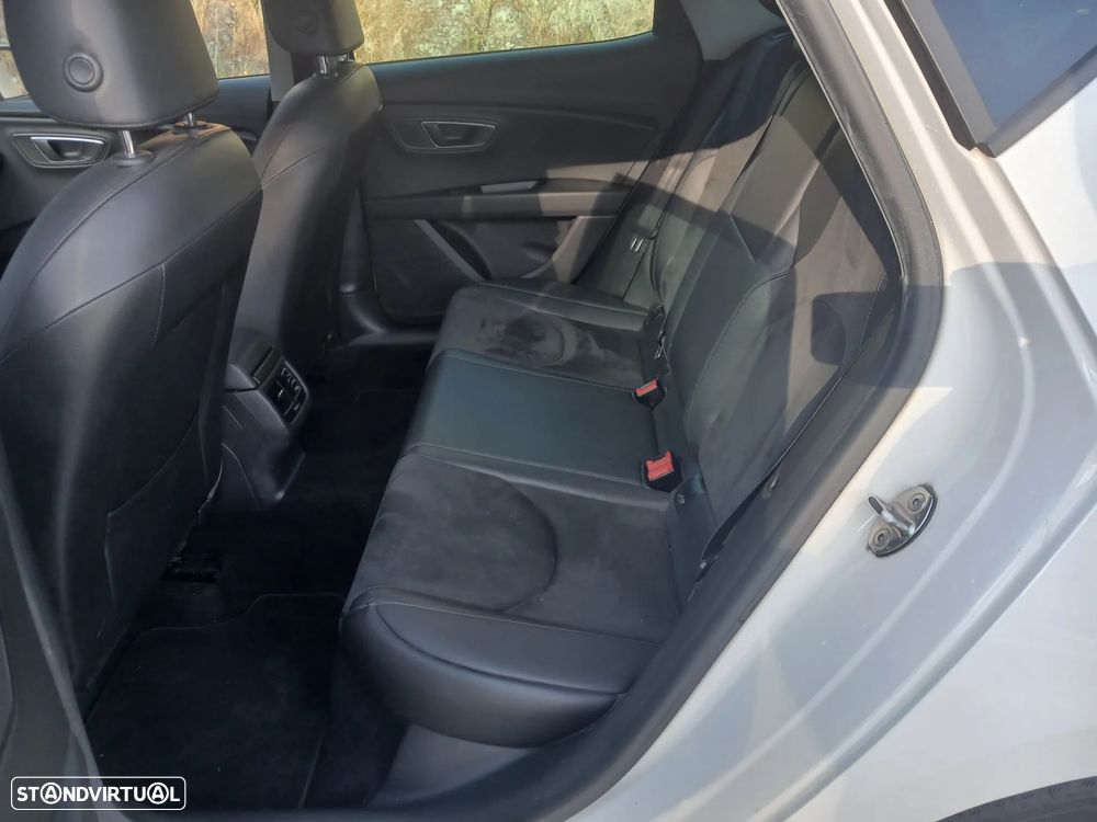 SEAT Leon 1.6 TDI ECOMOTIVE Style - 21