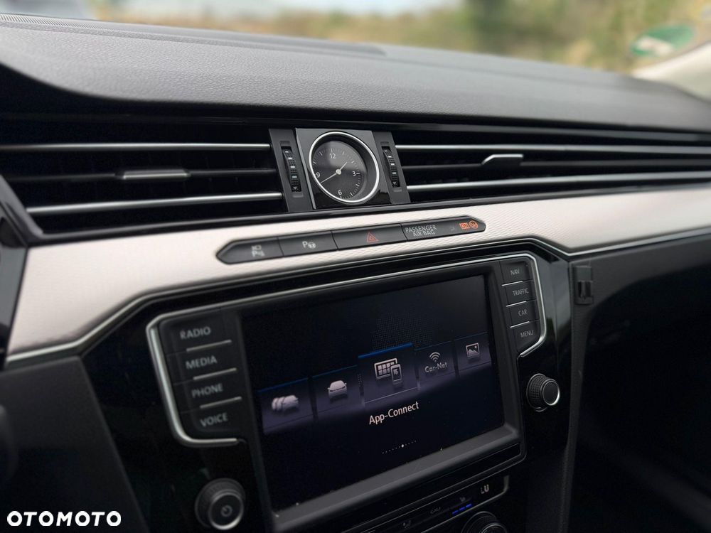 Volkswagen Passat Alltrack 2.0 TDI SCR 4Motion DSG (BMT) - 6