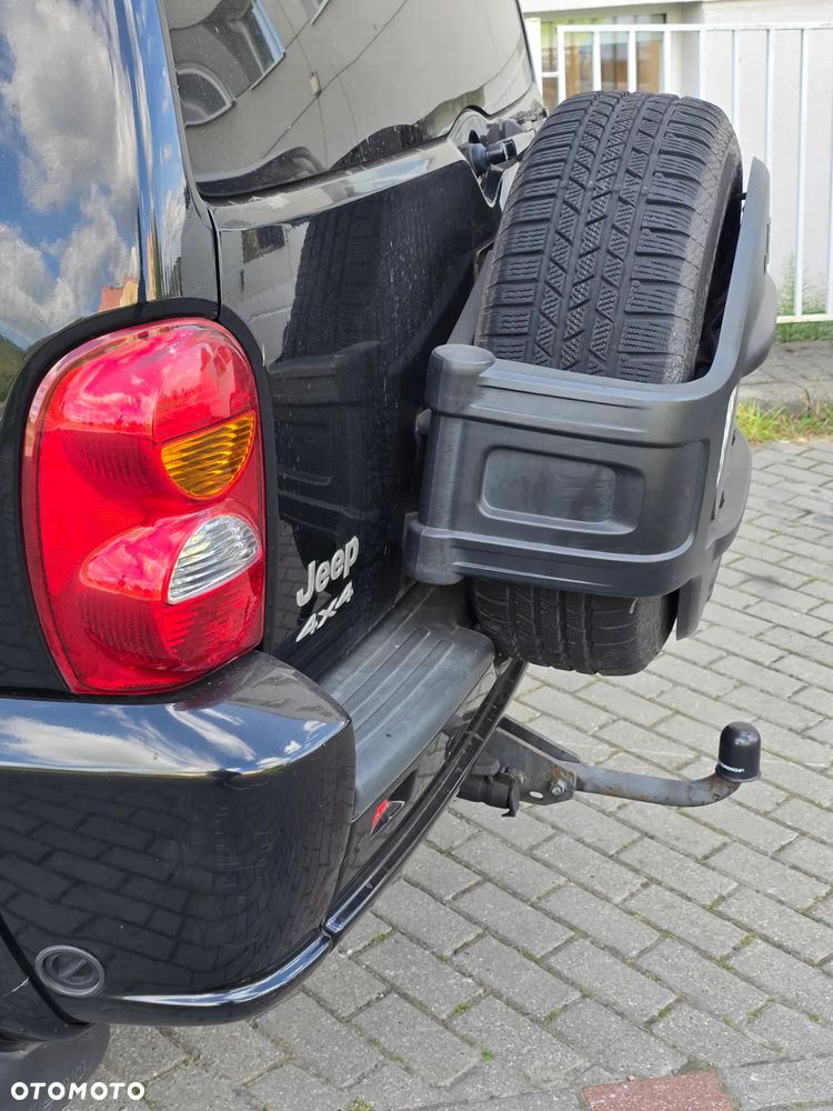 Jeep Cherokee 3.7L Limited - 26