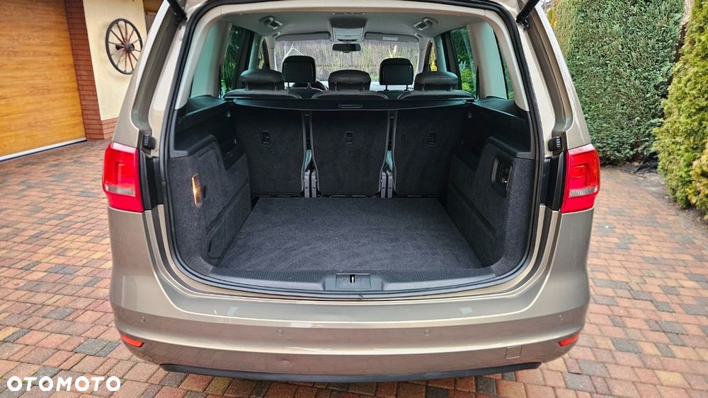 Volkswagen Sharan 2.0 TDI 4Mot Highline - 26