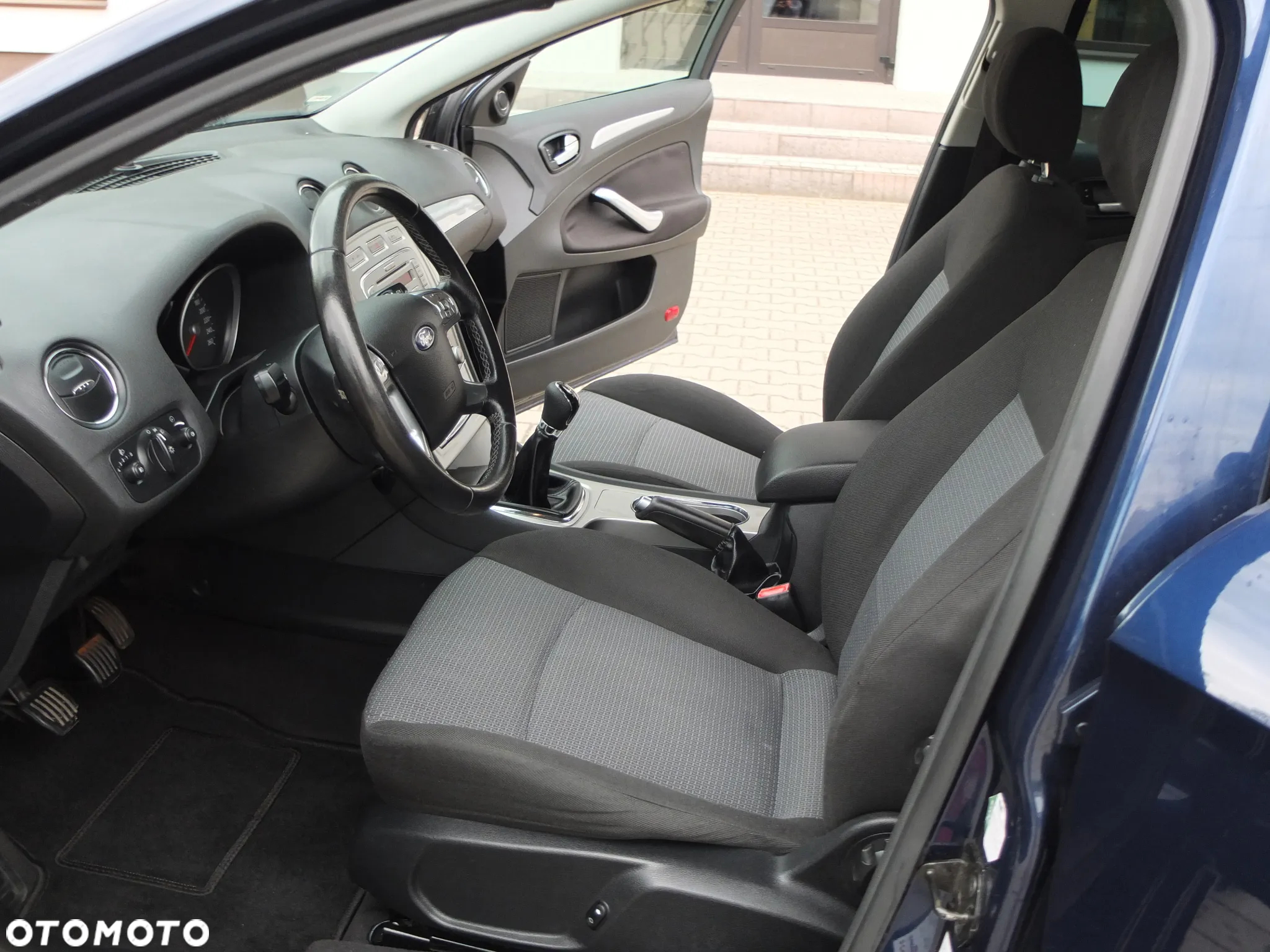 Ford Mondeo 2.0 Champions Edition - 27
