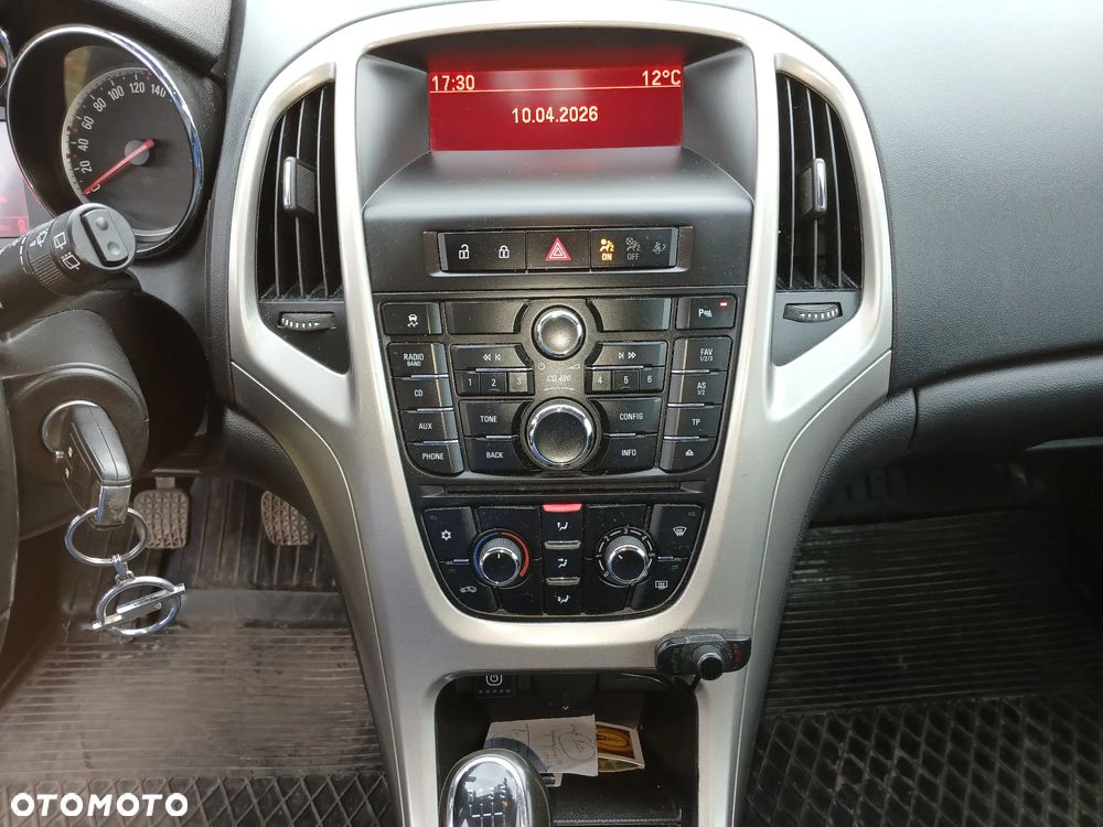 Opel Astra 1.4 T Edition 150 - 10