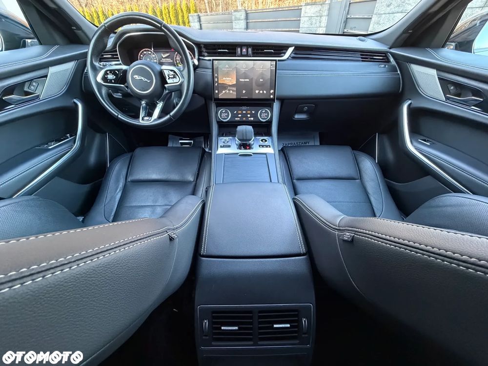 Jaguar F-Pace P400e AWD R-Dynamic S - 36