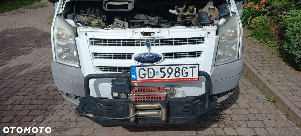 Ford Transit - 12