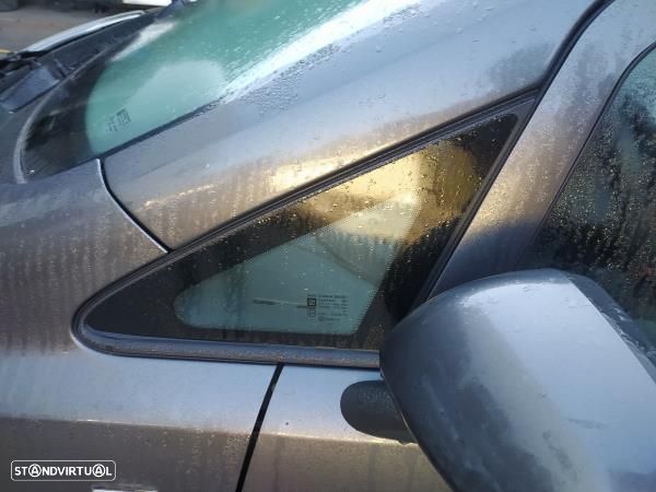 Vidro Pequeno Porta Frente Esquerdo Opel Corsa D (S07) - 1
