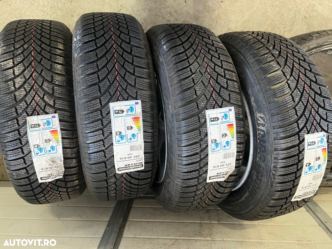 vând set jante noi originale Hyundai I40 cu anvelope  iarnă - 6