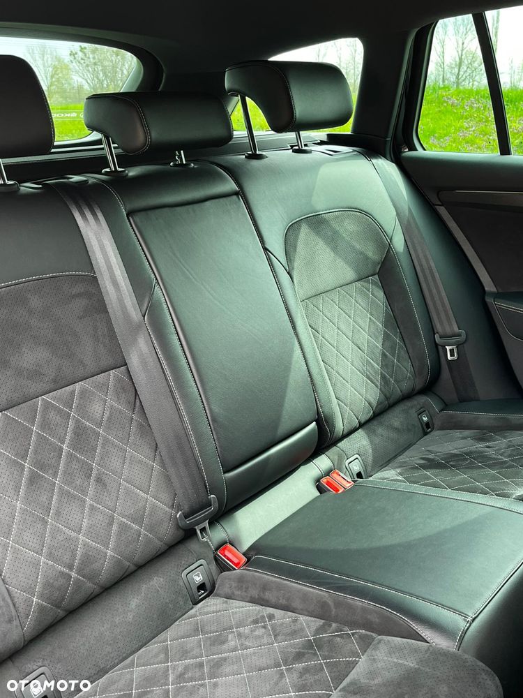 Skoda Superb 2.0 TDI SCR 4x4 Sportline DSG - 34