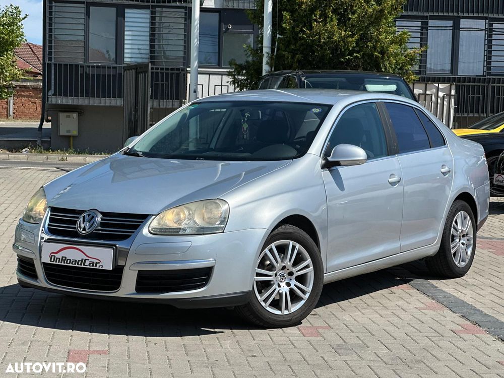 Volkswagen Jetta 1.9 TDI Comfortline - 2