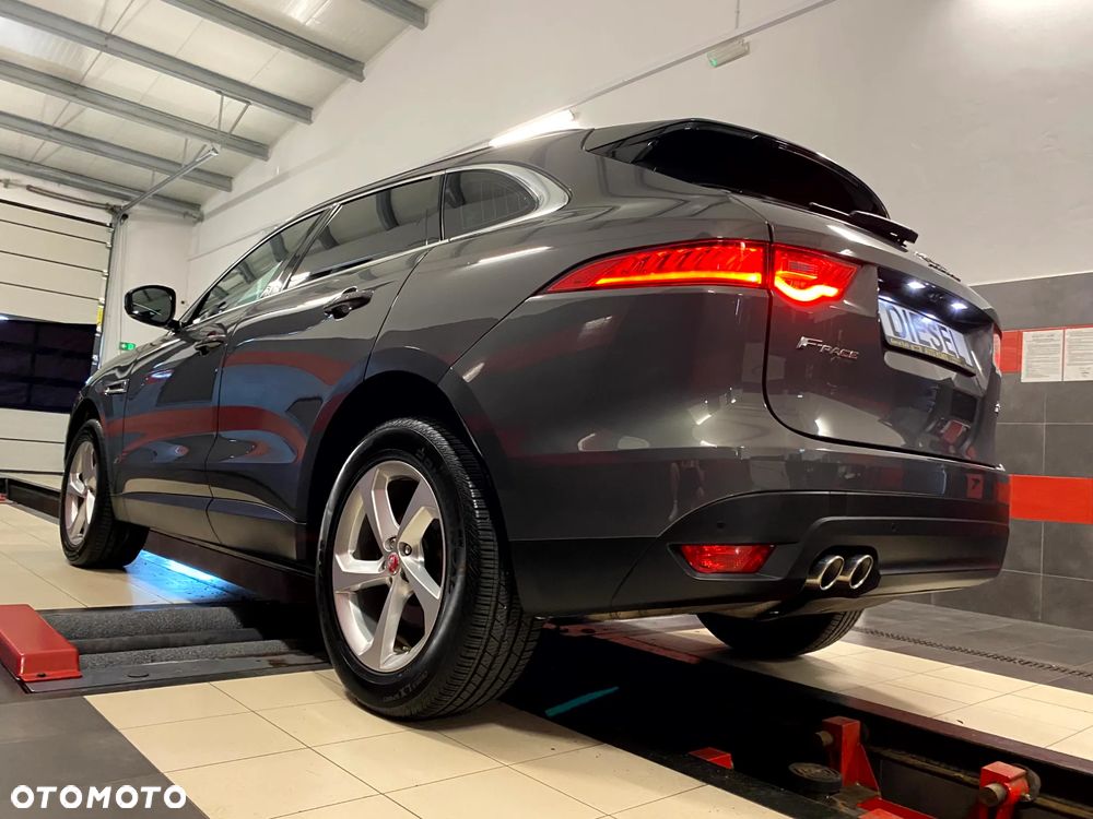 Jaguar F-Pace 2.0 i4D AWD Prestige - 13