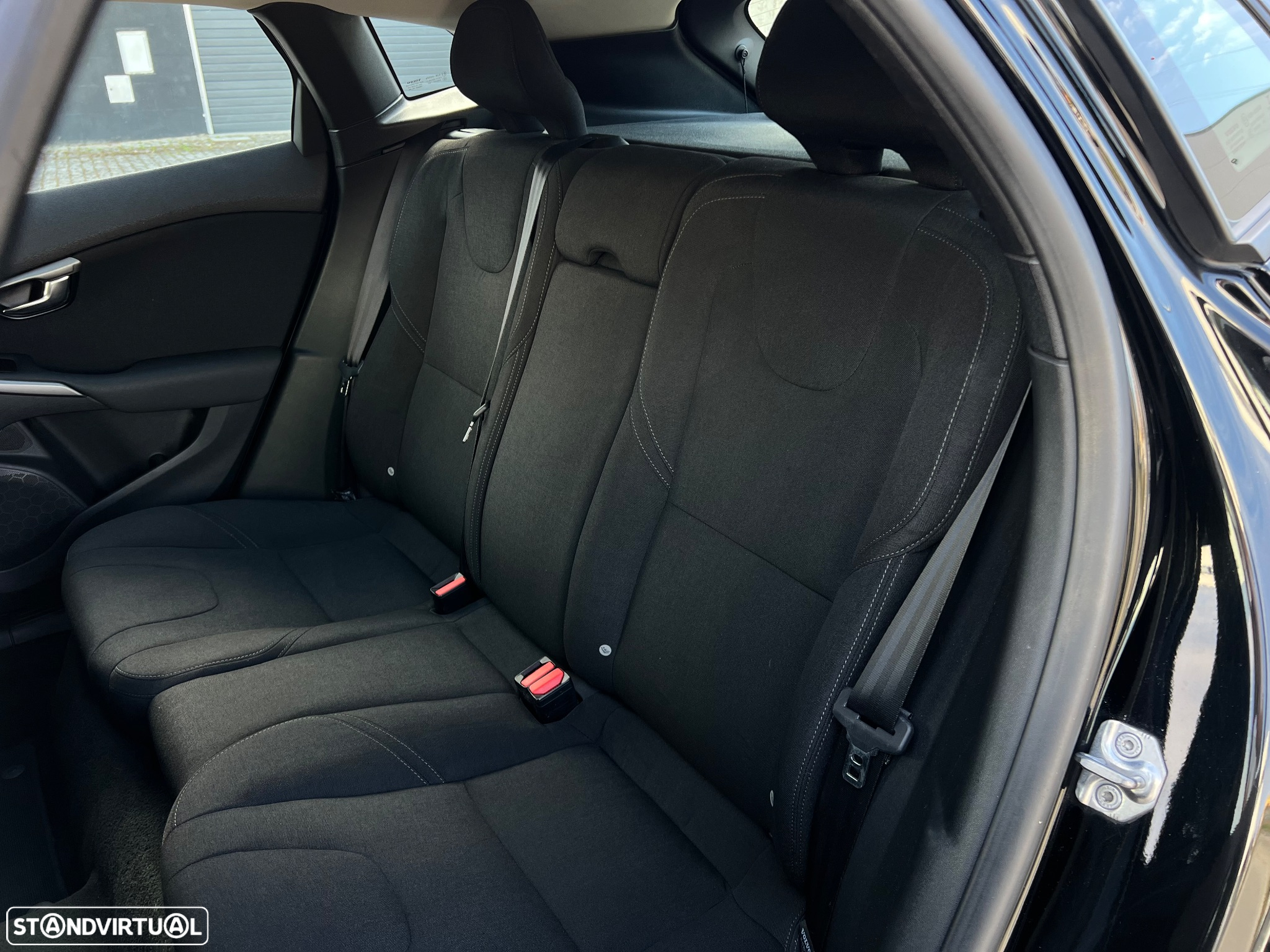 Volvo V40 2.0 D2 Momentum - 10