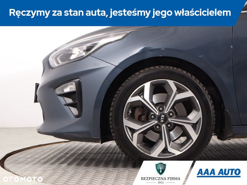 Kia Ceed - 16