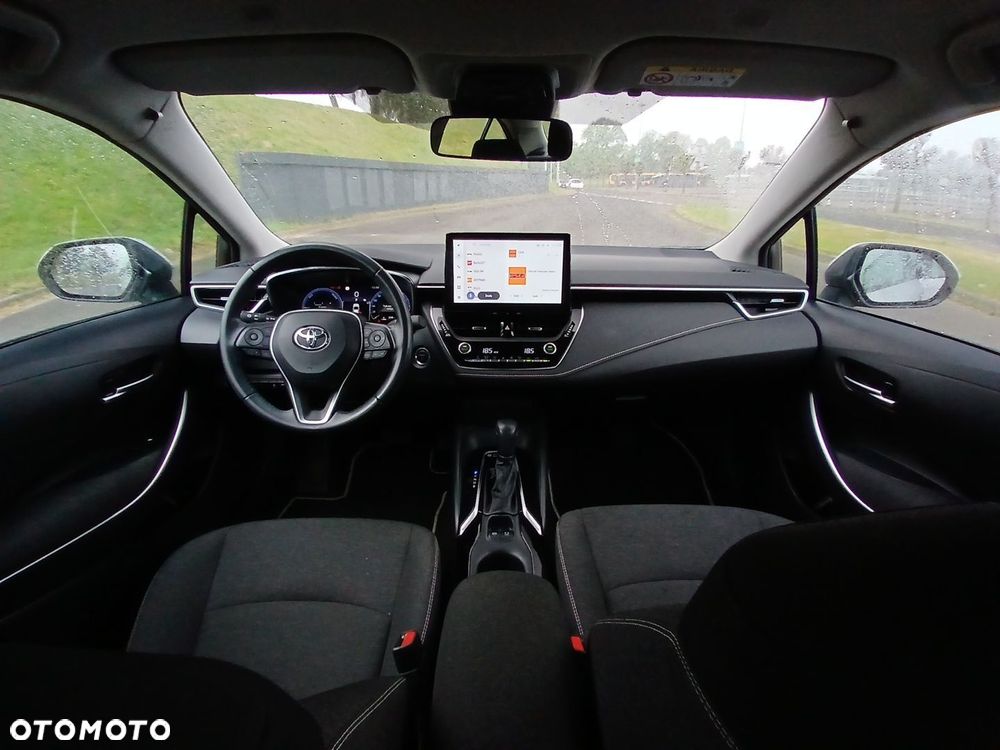 Toyota Corolla 1.8 Hybrid Comfort - 22