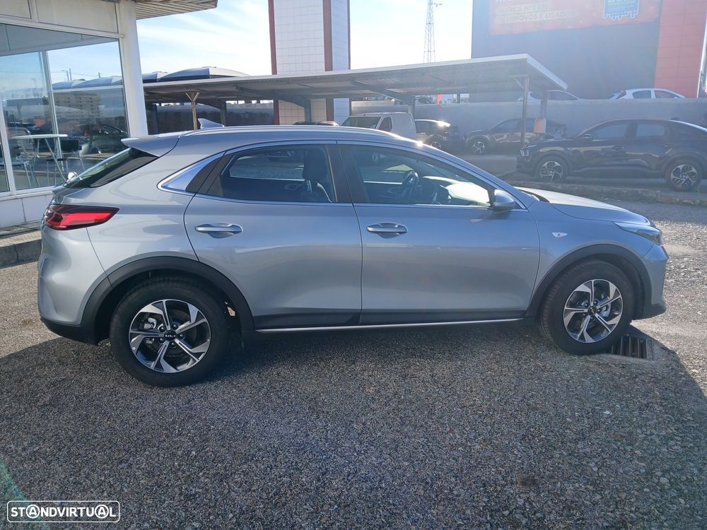 Kia XCeed 1.0 T-GDI Dynamic - 3