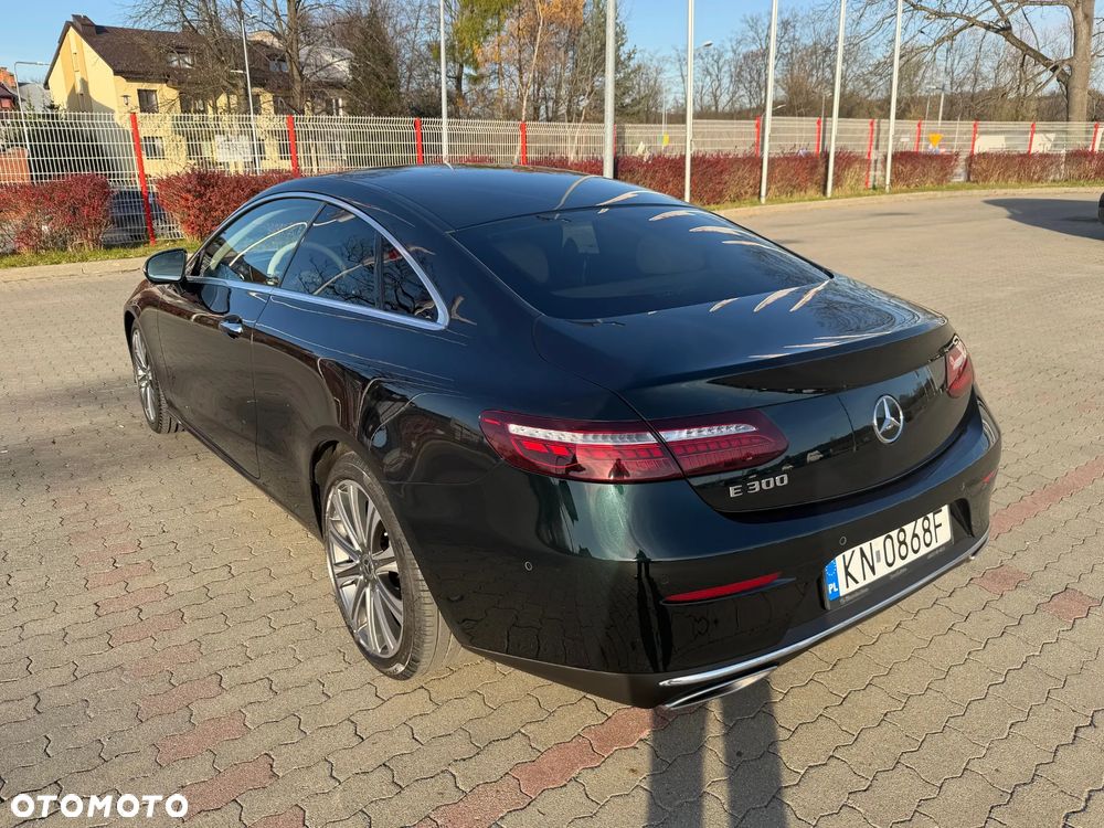 Mercedes-Benz Klasa E - 16