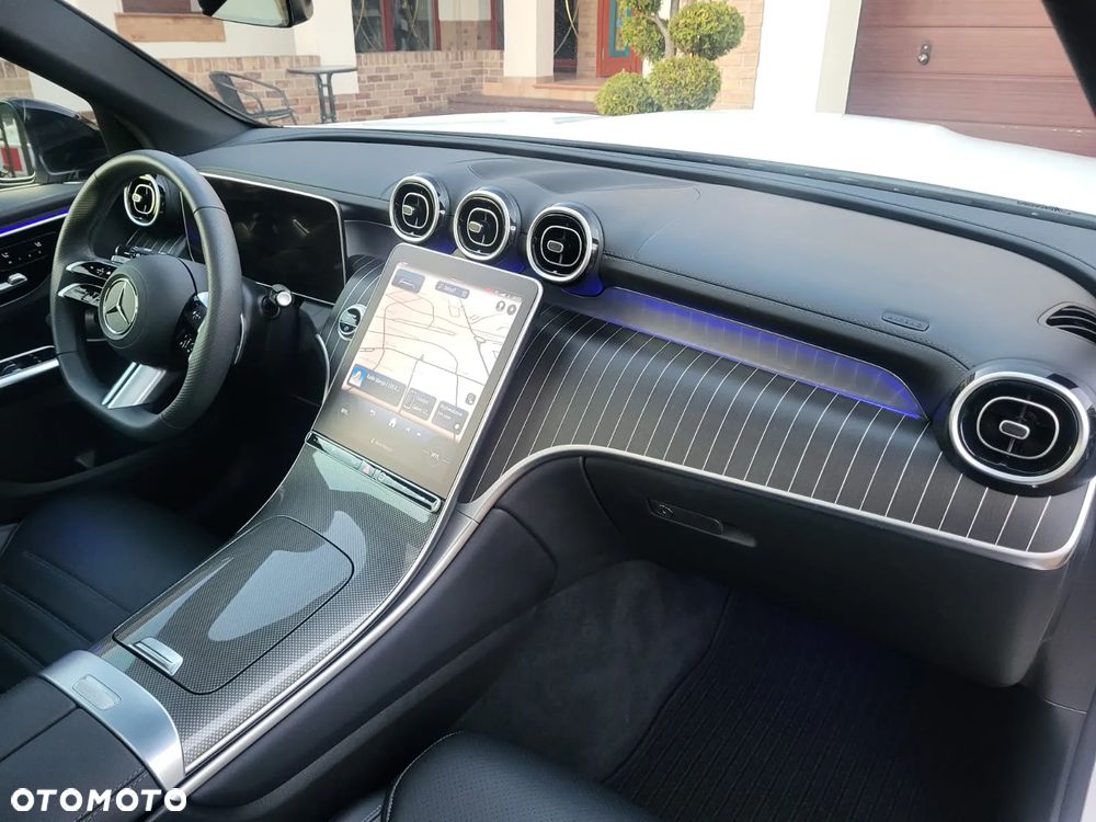 Mercedes-Benz GLC - 9