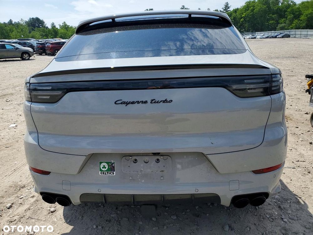 Porsche Cayenne Turbo Tiptronic S - 3