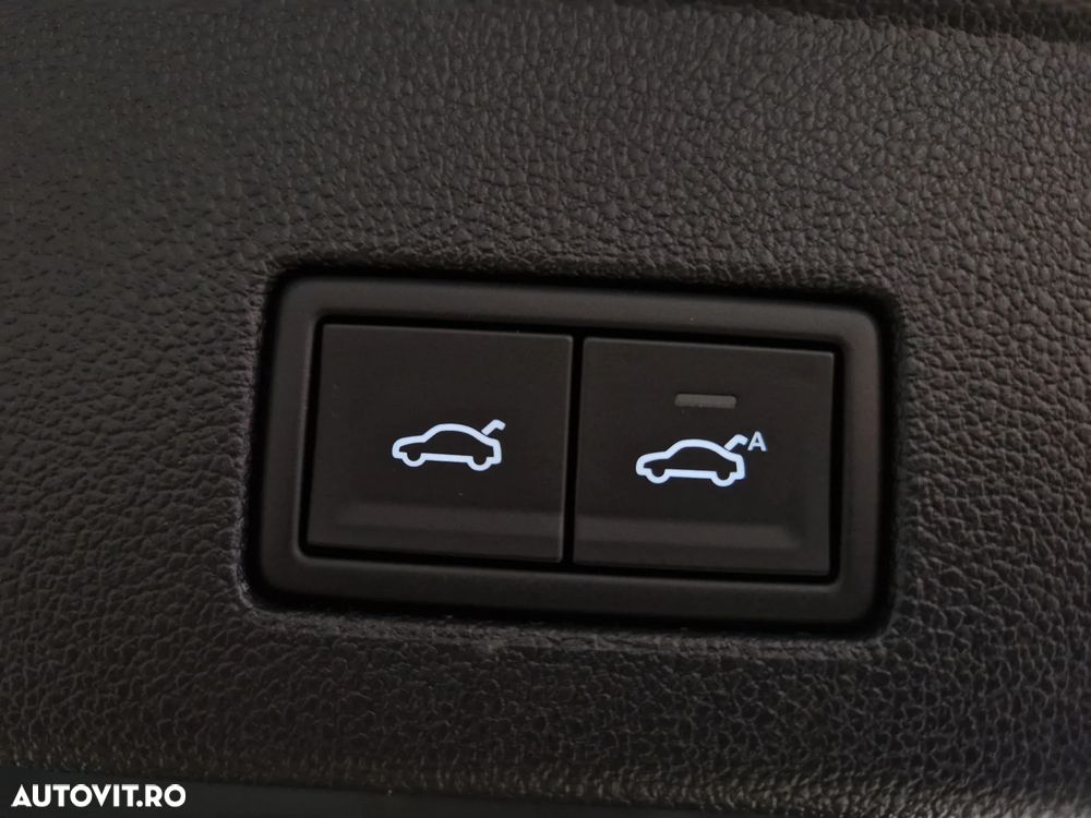 Volkswagen Touareg V6 TDI 4MOTION R-Line - 30