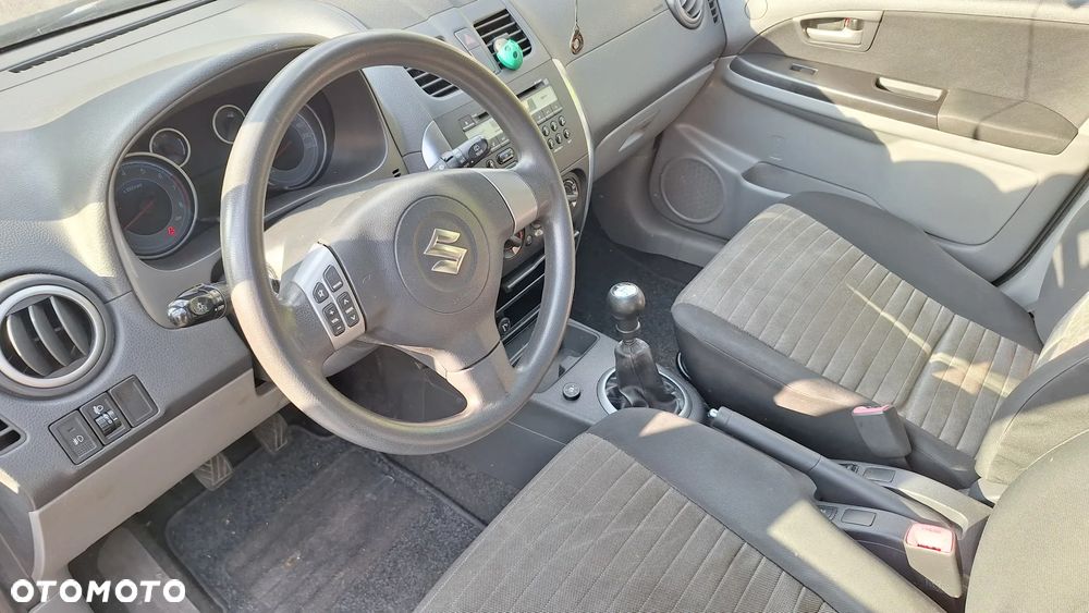 Suzuki SX4 1.6 VVT 4x4 Comfort - 7