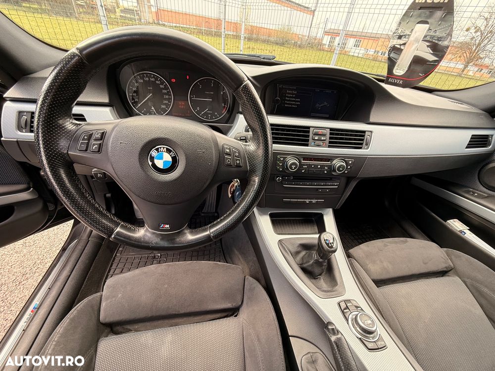 BMW Seria 3 320d xDrive DPF - 15