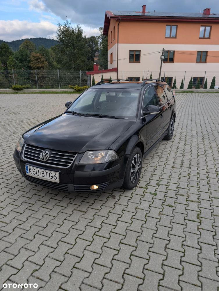 Volkswagen Passat - 1