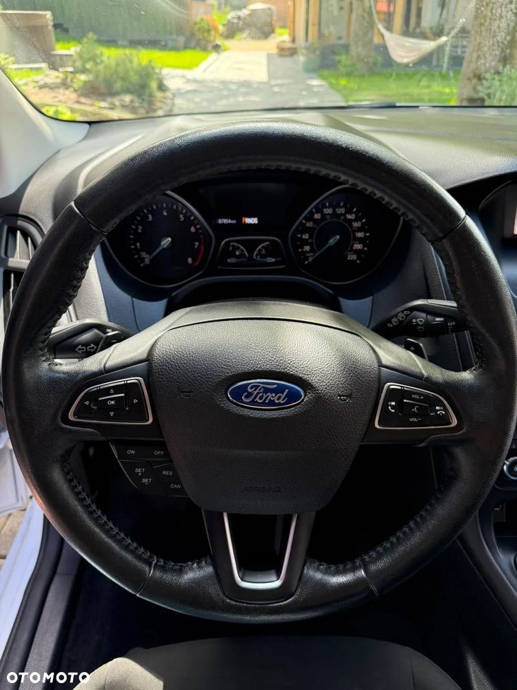 Ford Focus - 22