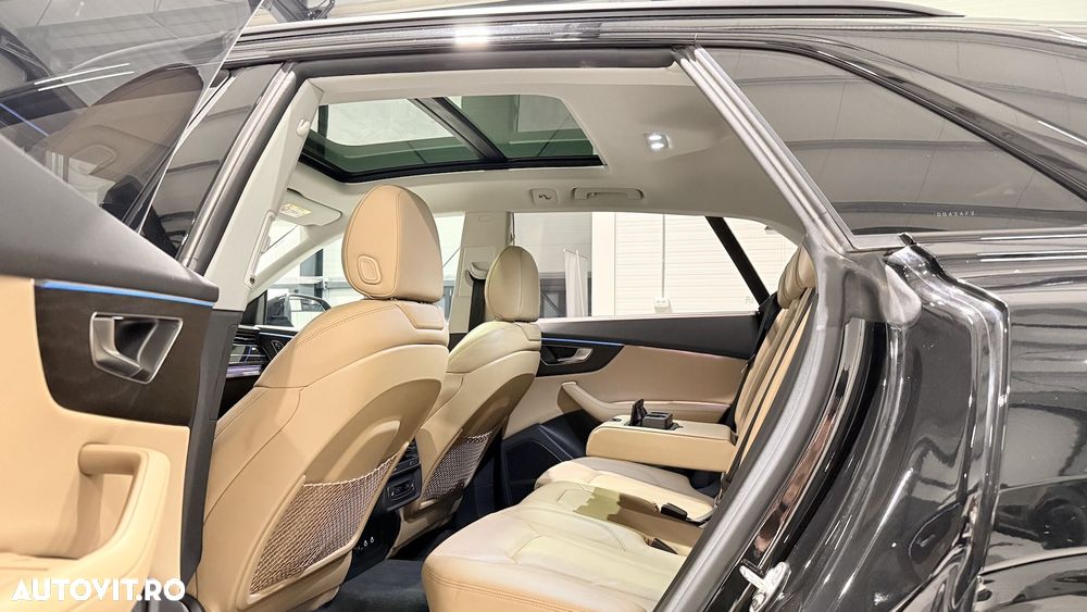 Audi Q8 3.0 55 TFSI e quattro Tiptronic - 23