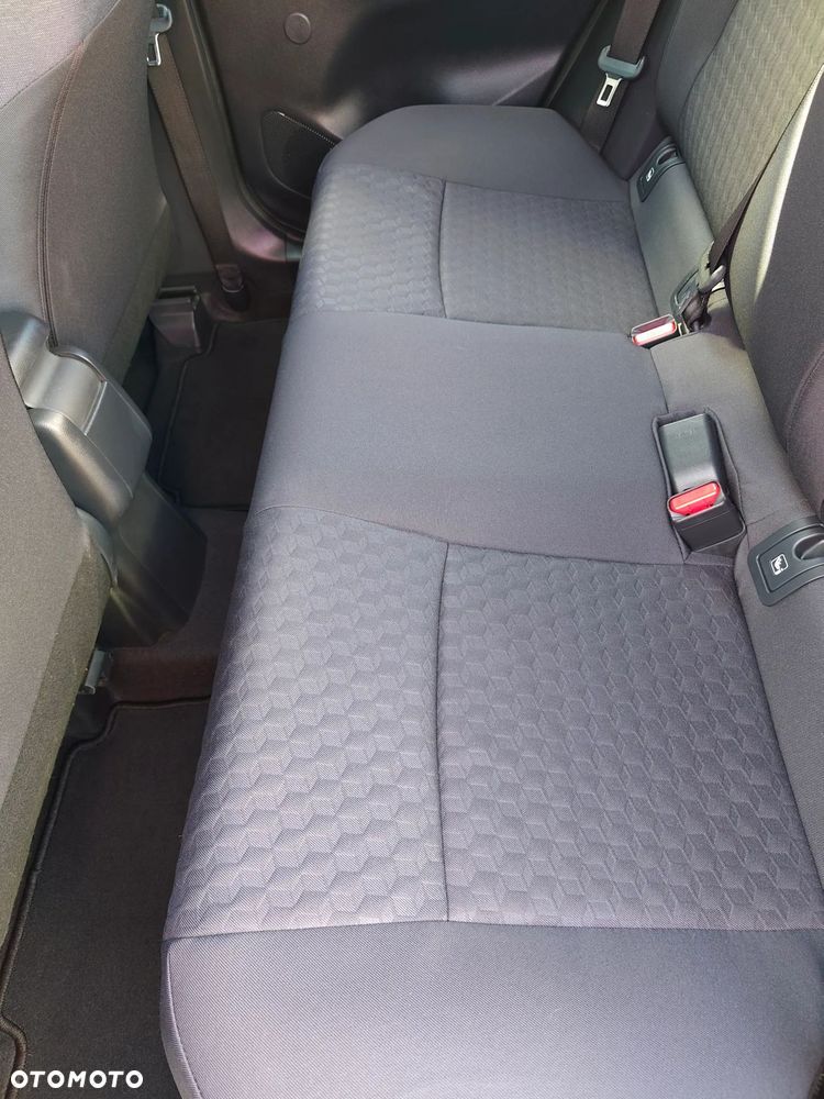 Toyota Yaris - 15