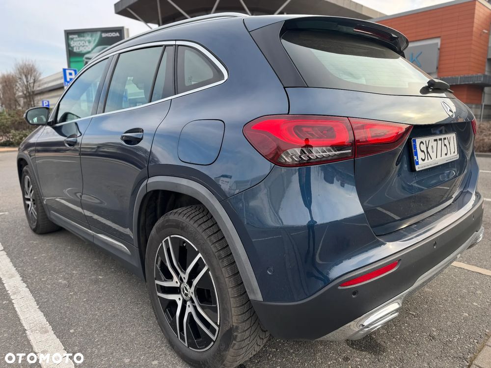 Mercedes-Benz GLA 200 d - 10