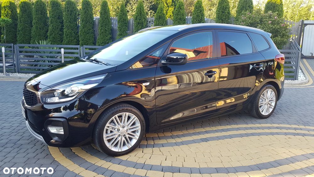 Kia Carens 1.6 GDI Dream Team Edition - 3