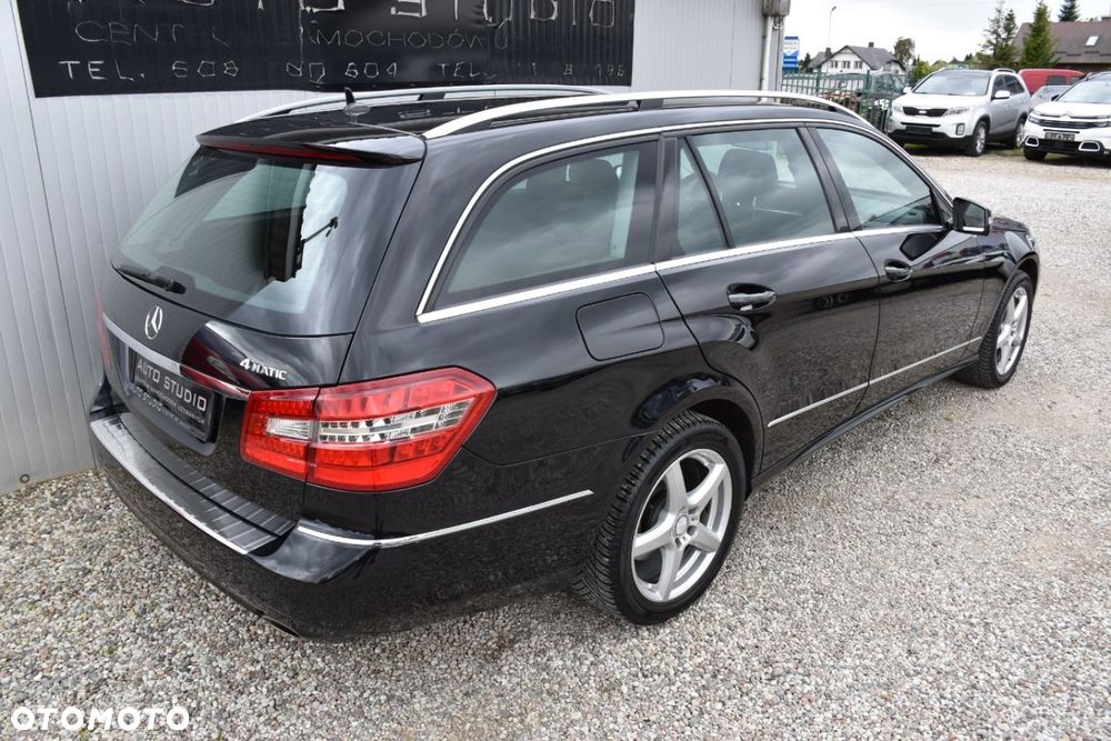 Mercedes-Benz Klasa E 350 4Matic Automatik Elegance BusinessEDITION - 39
