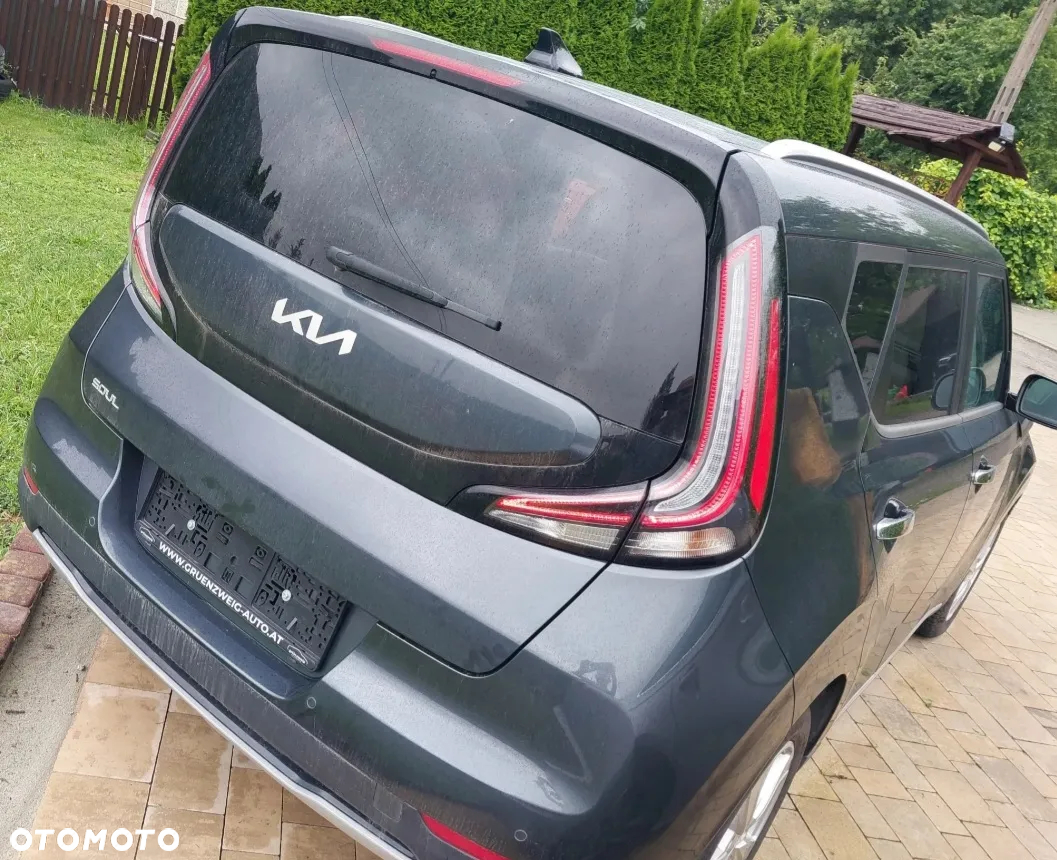 Kia Niro - 8