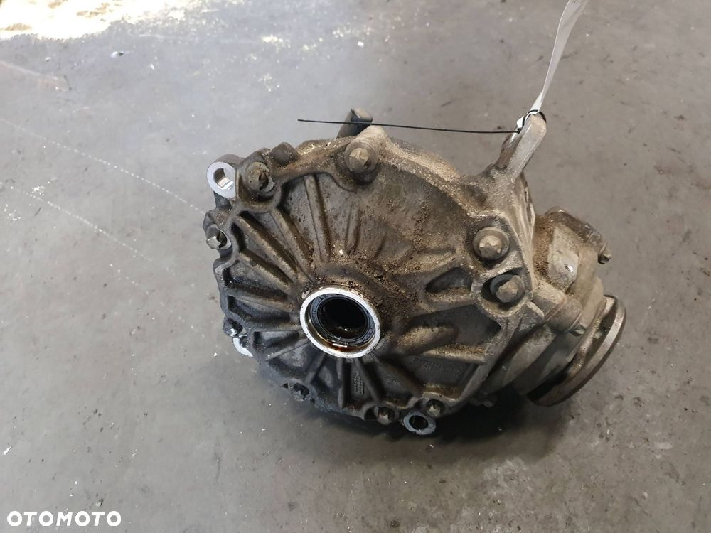 DYFERENCJAŁ PRZÓD MERCEDES CLS 400 W218 A2213307801 - 1