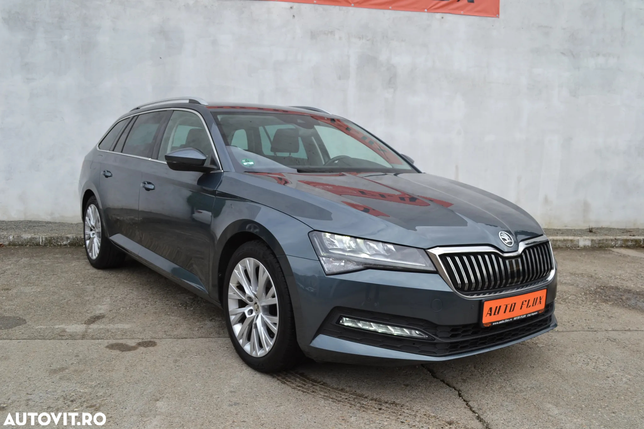 Skoda Superb 2.0 TDI 4x4 DSG Ambition - 3