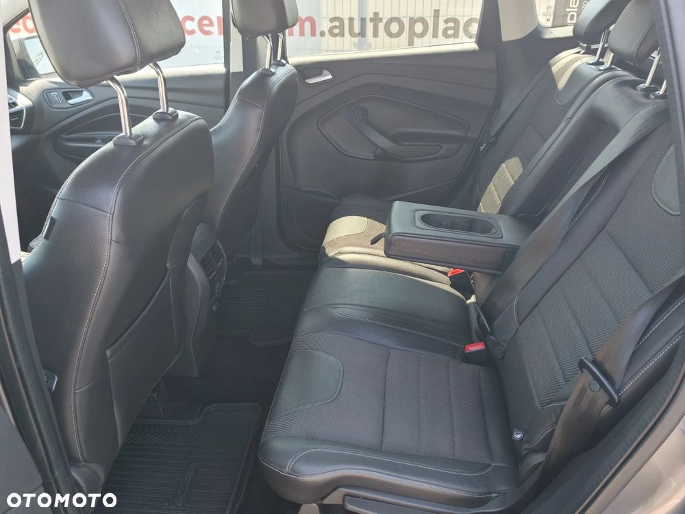 Ford Kuga - 18