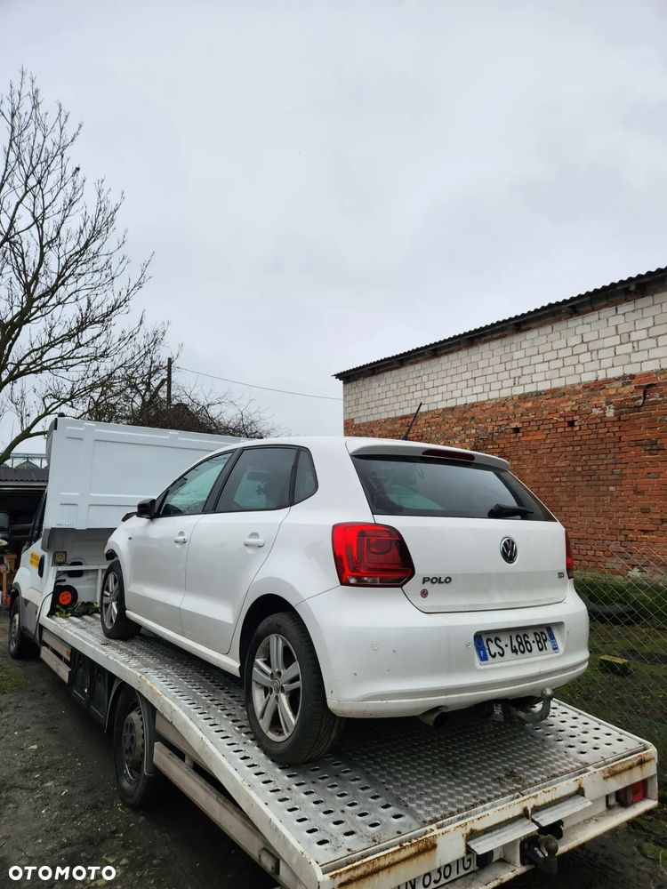 Volkswagen Polo 1.6 TDI MATCH - 1