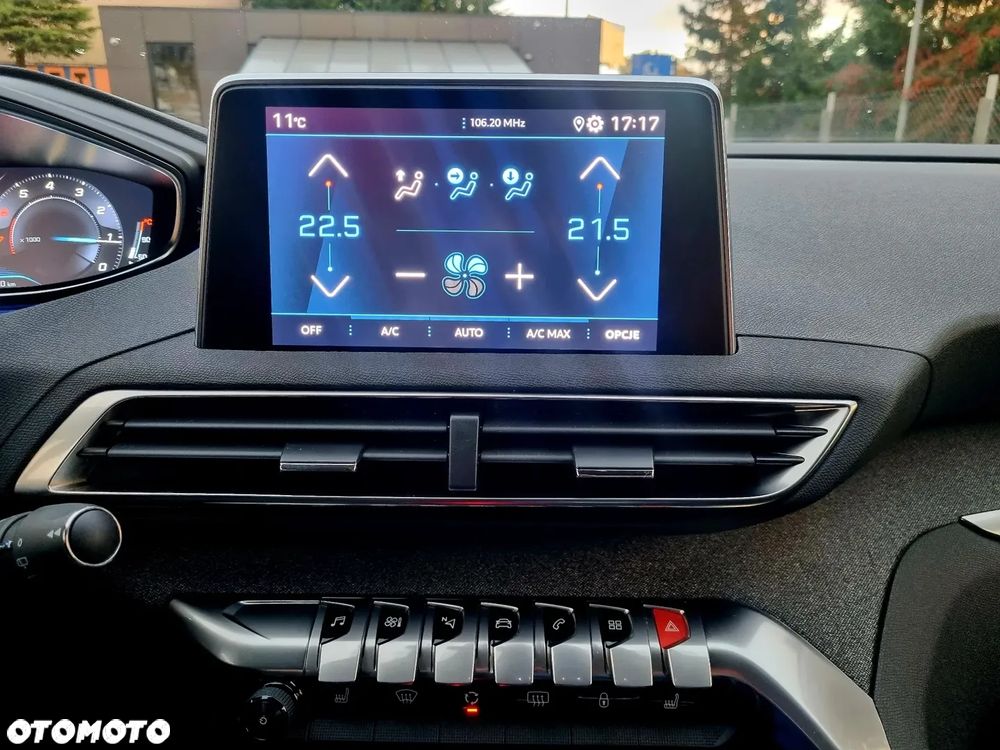 Peugeot 3008 1.2 PureTech Allure S&S - 19