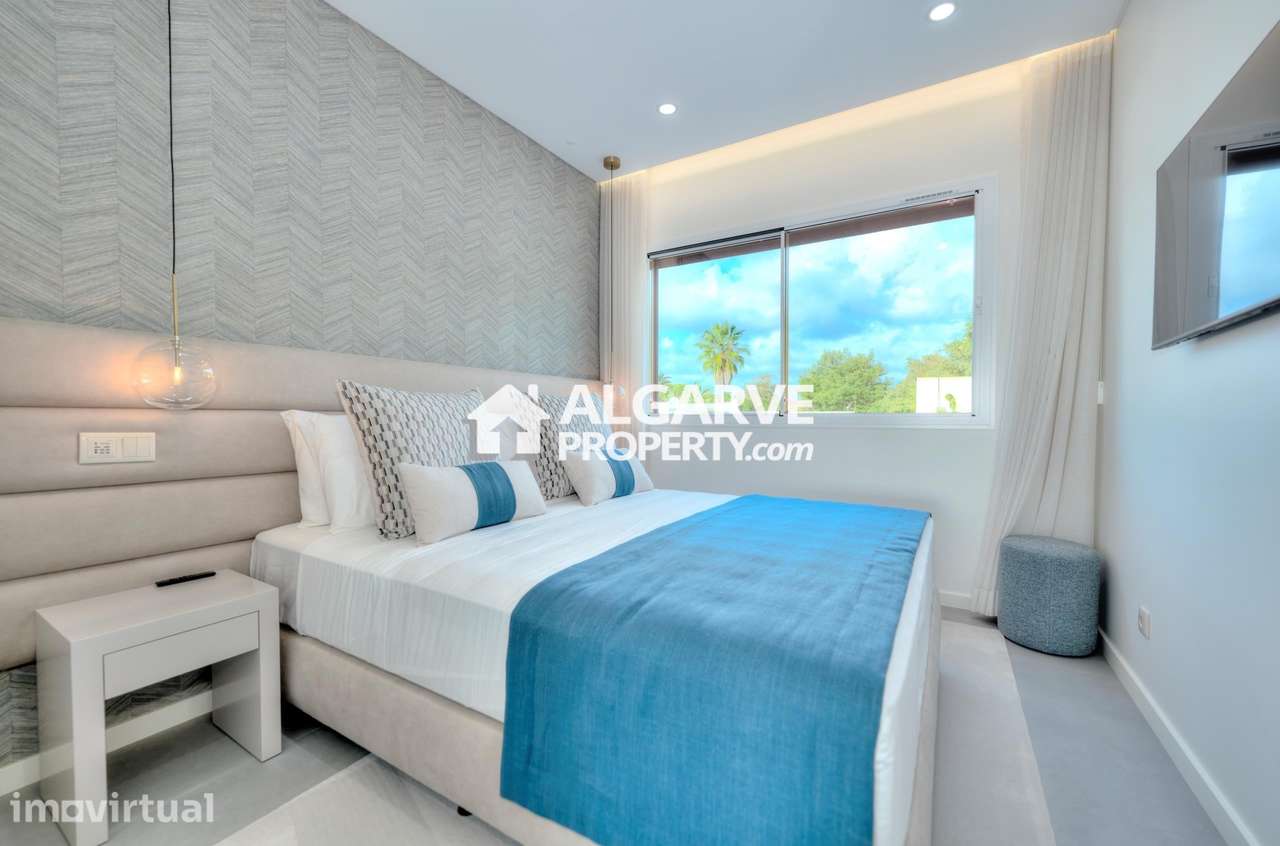 Apartamento T2 com piscina a 300m da Praia do Forte Novo - Grande imagem: 3/37