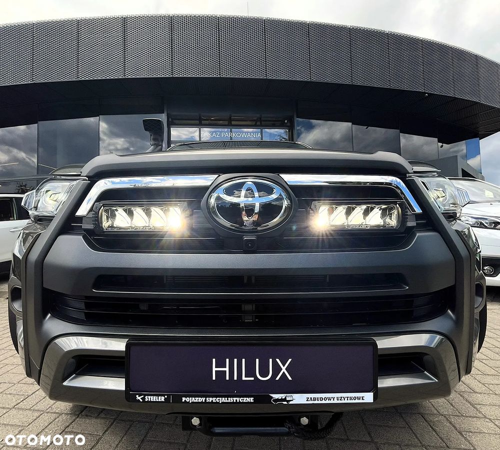 Toyota Hilux - 26