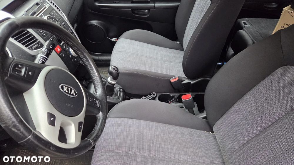 Kia Venga 1.6 CVVT ISG Vision - 6