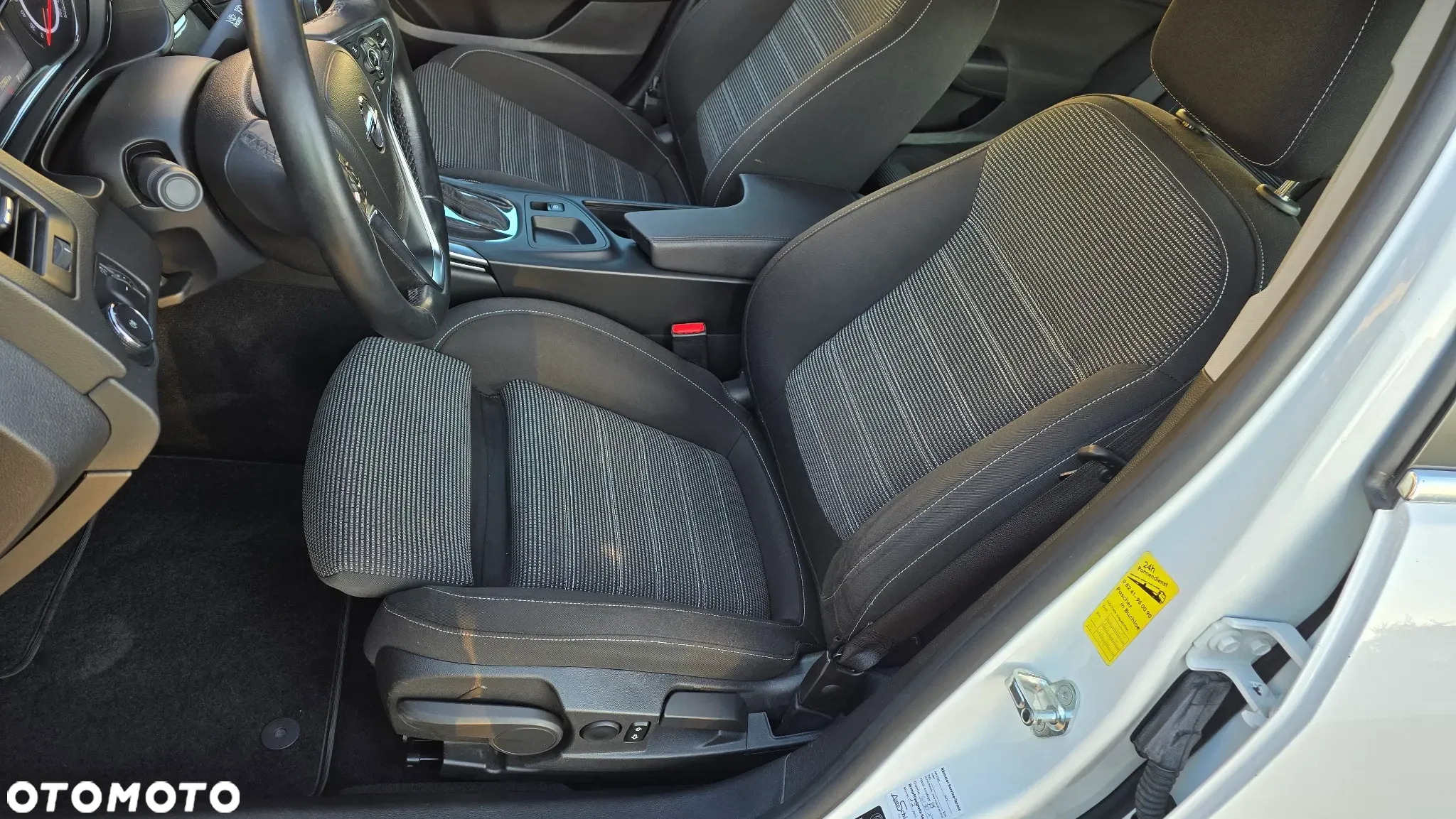 Opel Insignia Sports Tourer 2.0 Diesel Automatik Edition - 24