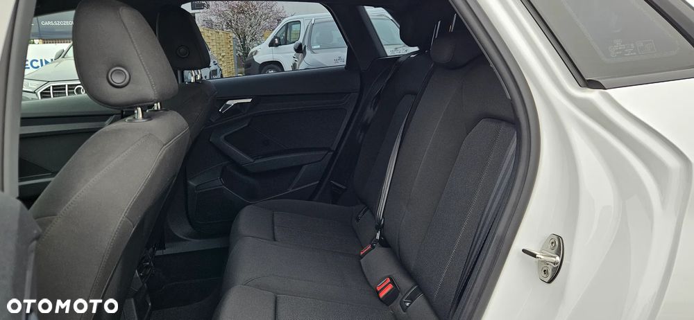 Audi A3 Sportback 30 TFSI mHEV S tronic - 16