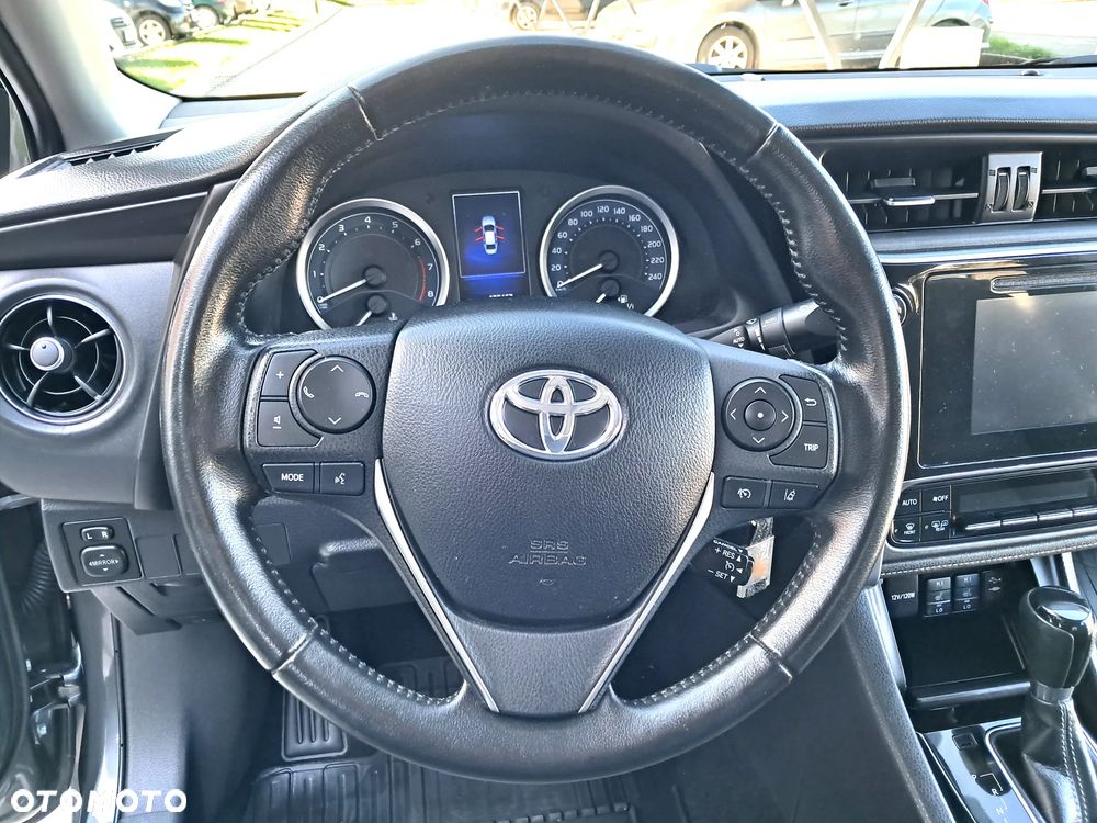 Toyota Corolla 1.6 Premium MS - 13