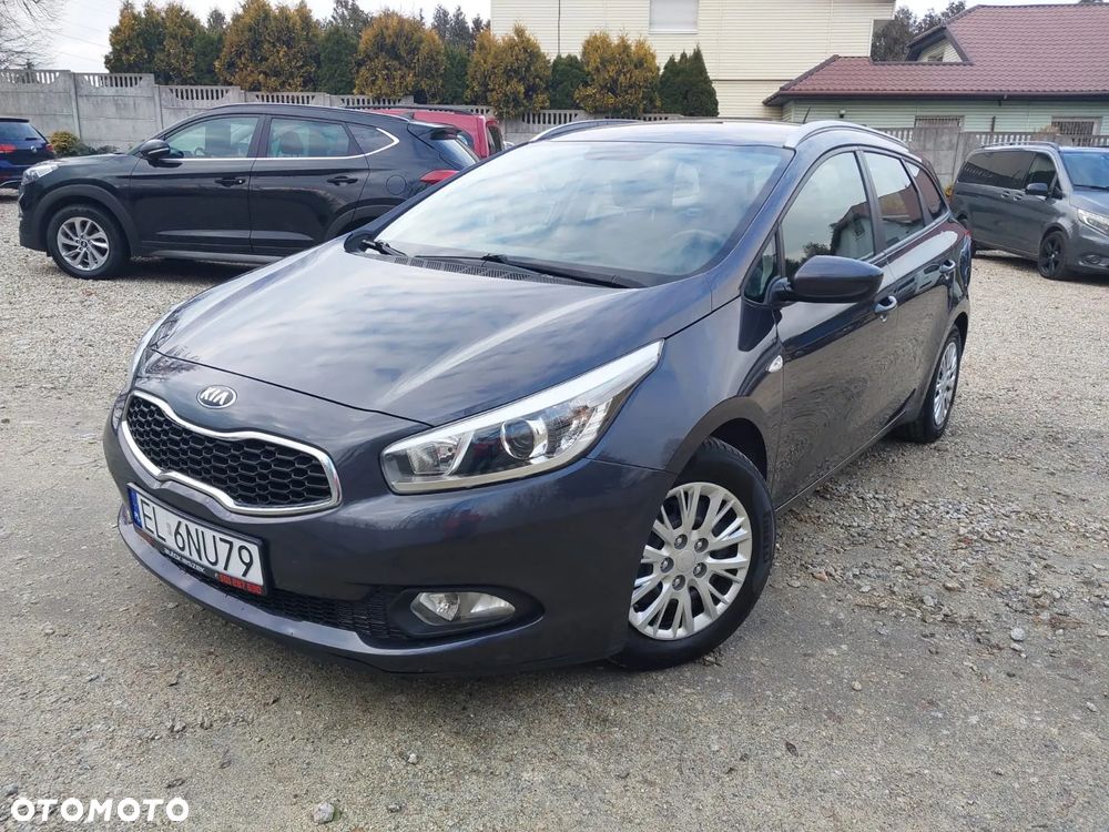 Kia Ceed - 9