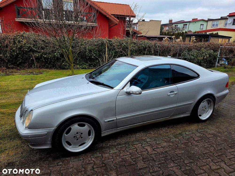 Mercedes-Benz CLK - 1