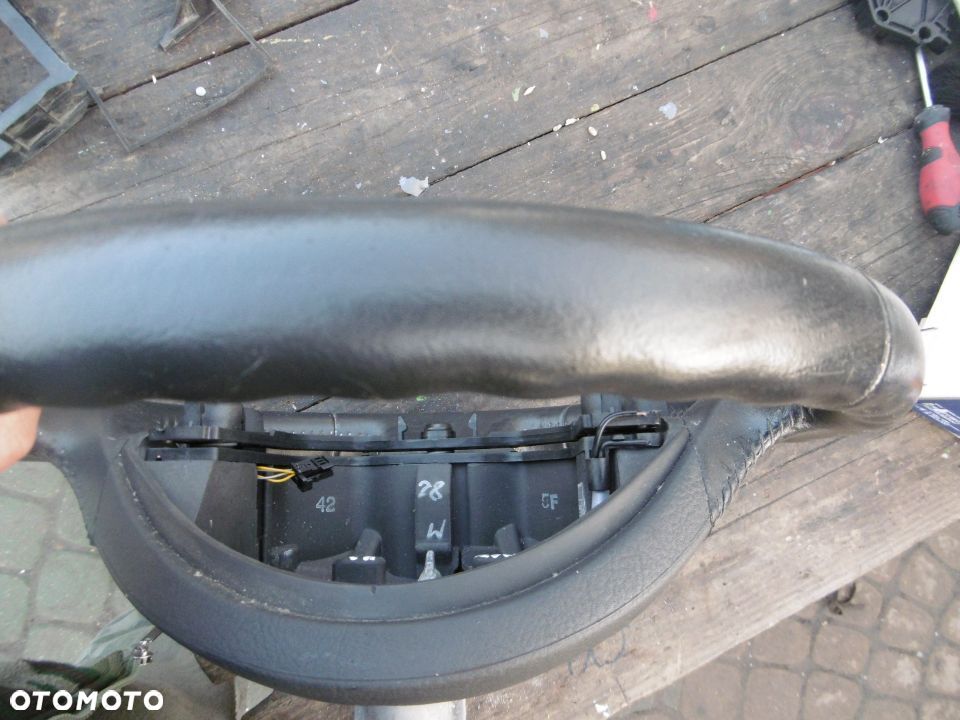 Kierownica Renault Modus - 4