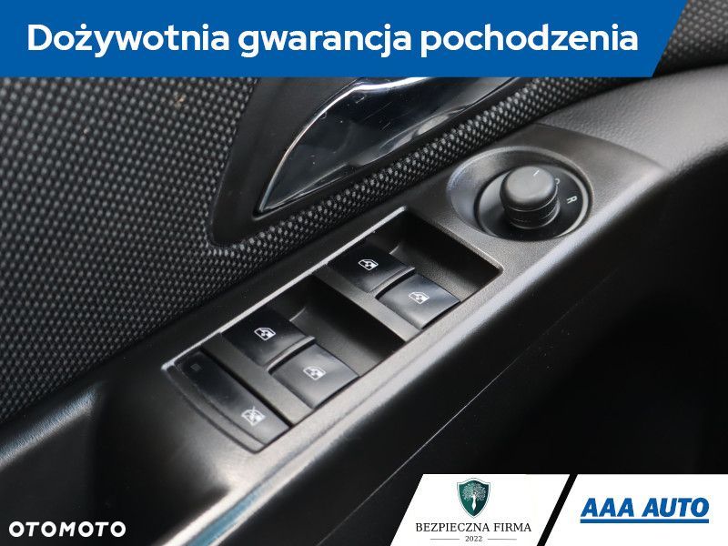 Chevrolet Cruze - 20