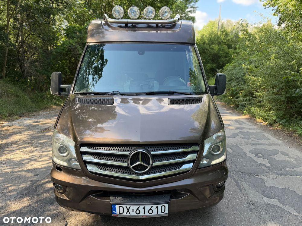 Mercedes-Benz Sprinter - 2