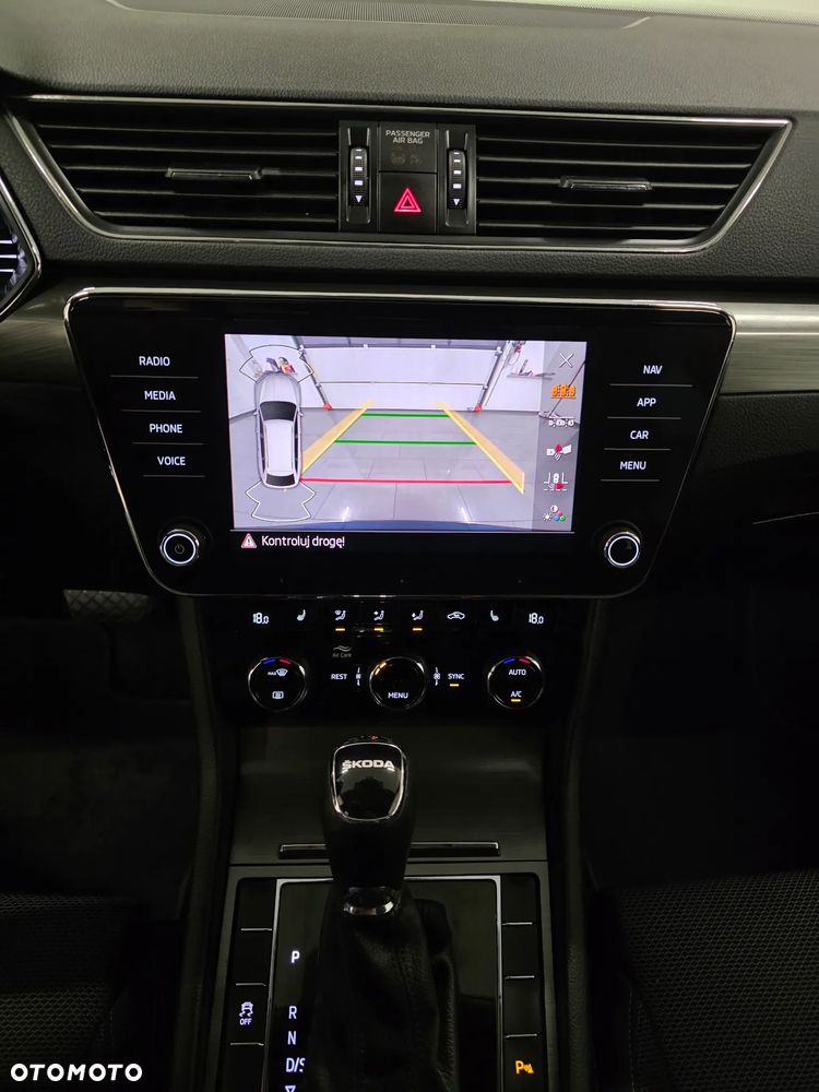 Skoda Superb 2.0 TSI Style DSG - 10